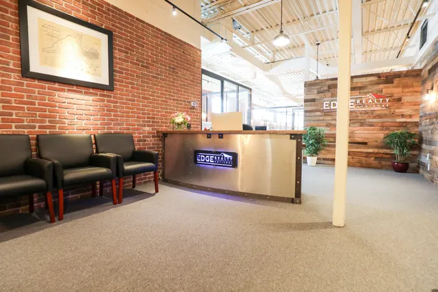 Edge Realty Advisors work photo