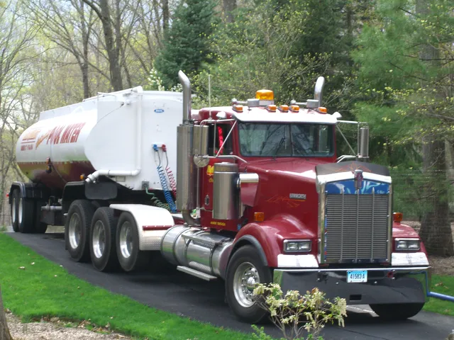 Barrett Pool Water & Liners work photo