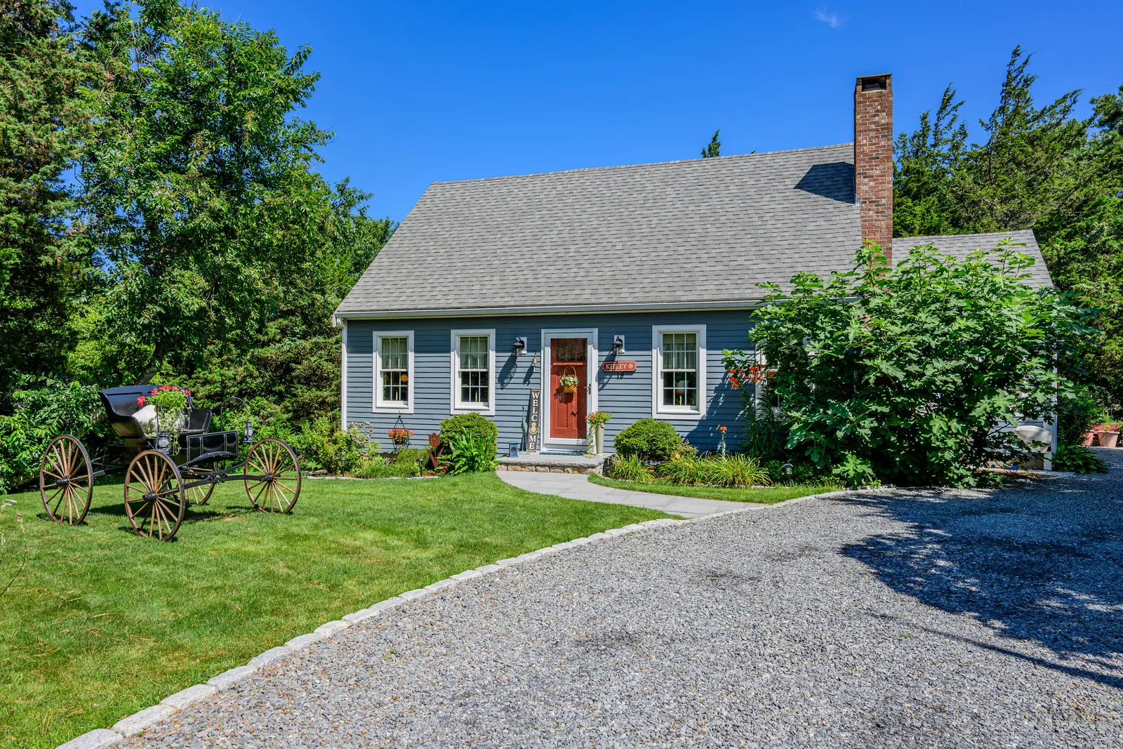 work photo from buyingsellingcapecod.com