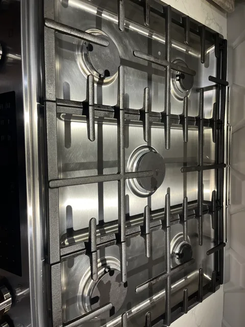 Lu's cleaning work photo