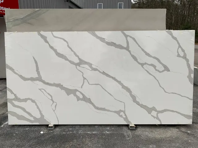Light gray quartz design