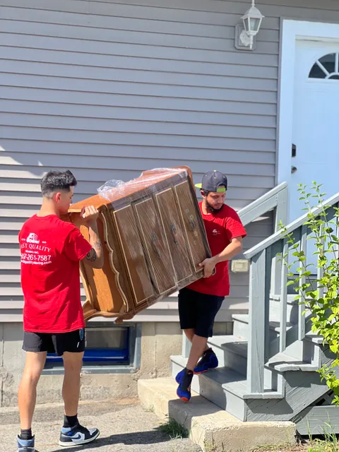 Fast Quality Movers work photo