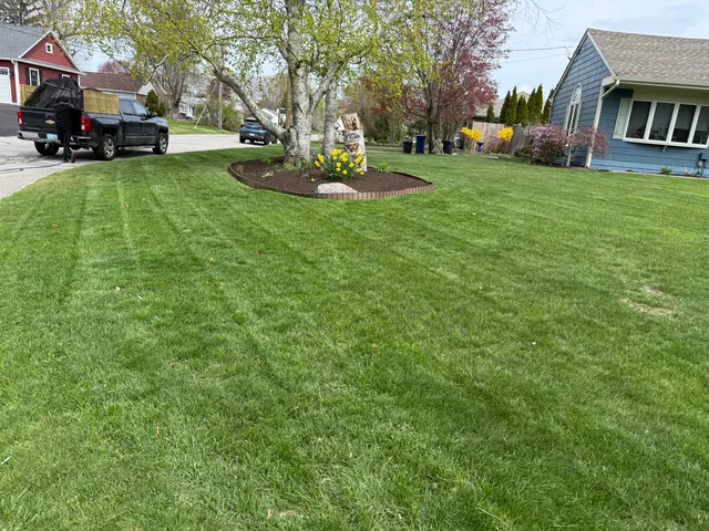 M&R Landscaping LLC work photo
