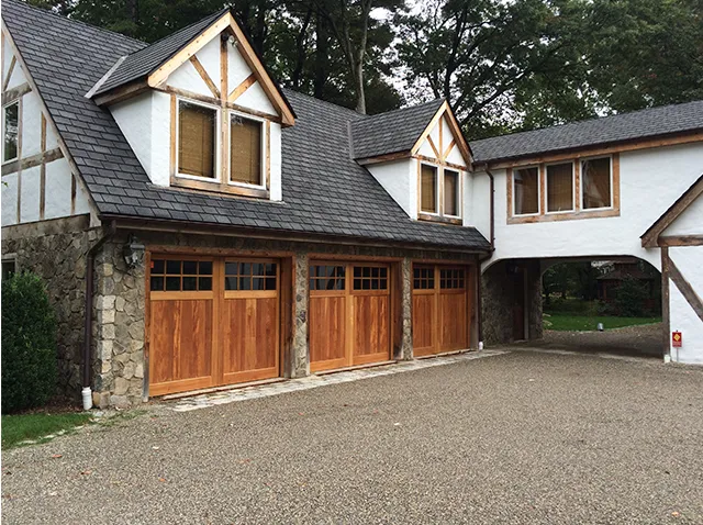 Green Leaf - Westport 3 car garage