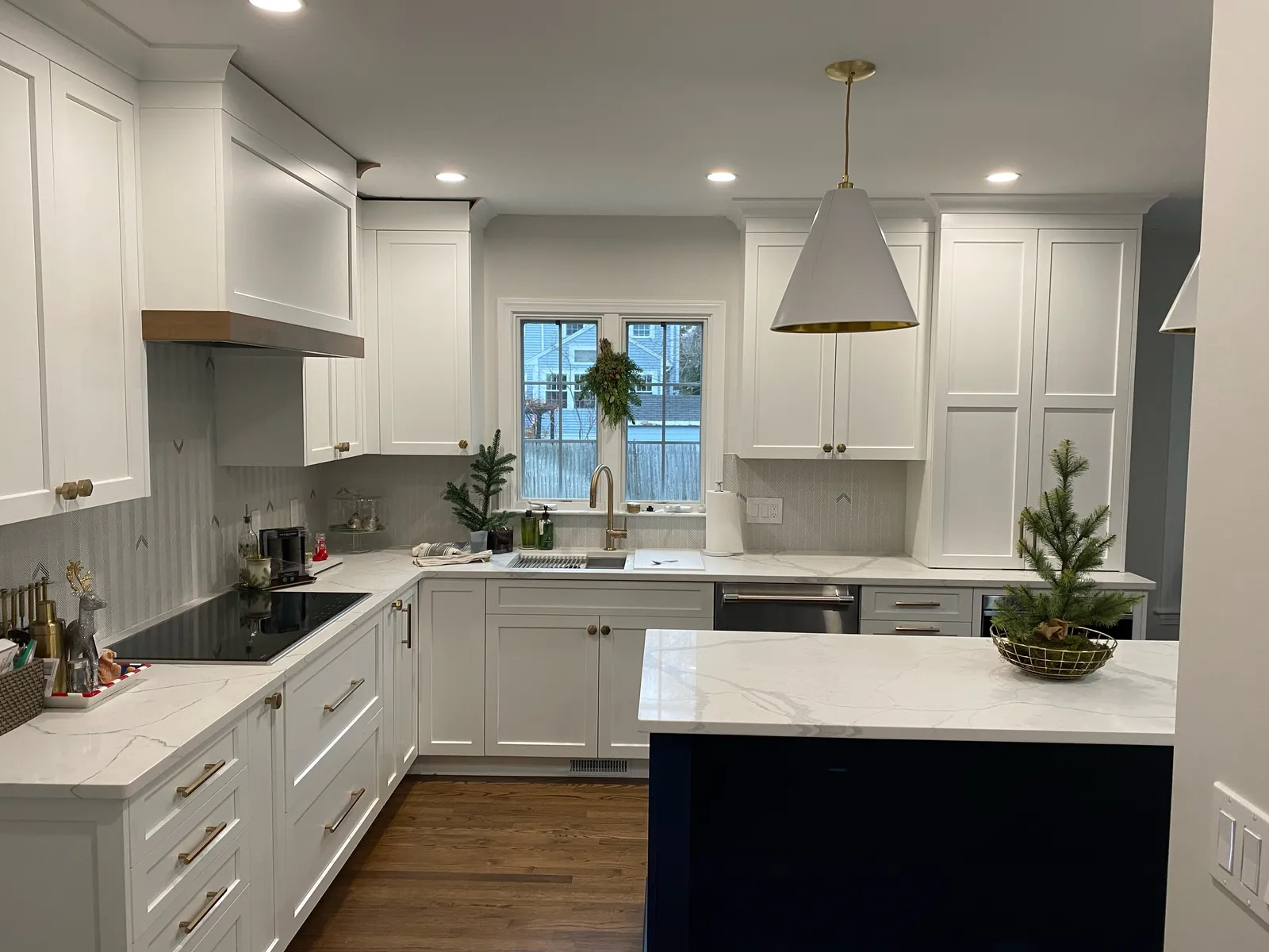 White and navy kitchen renovation