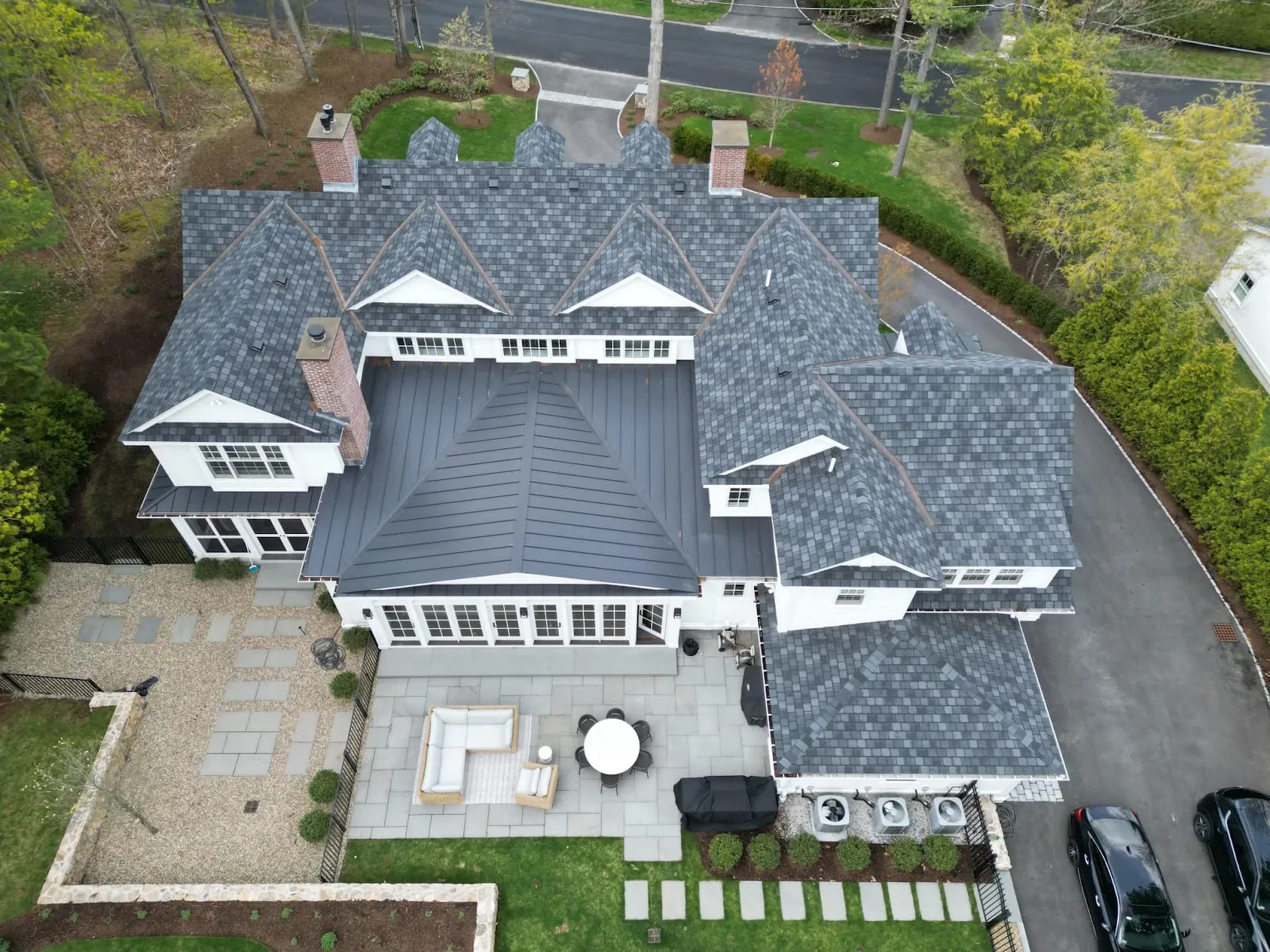 H&R ROOFING