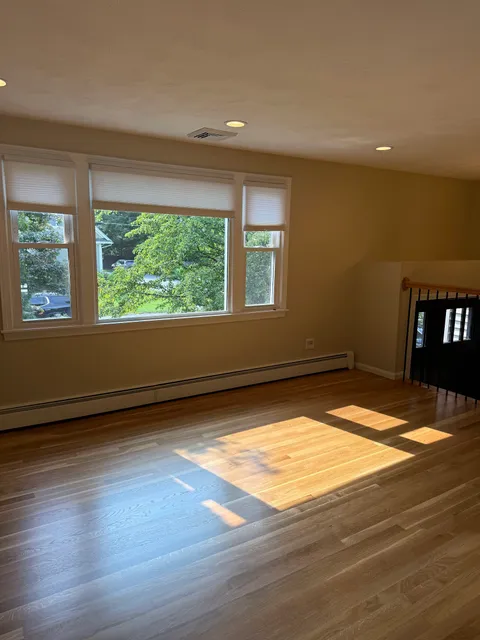 Sens Flooring Inc – Hardwood Refinishing & Installation