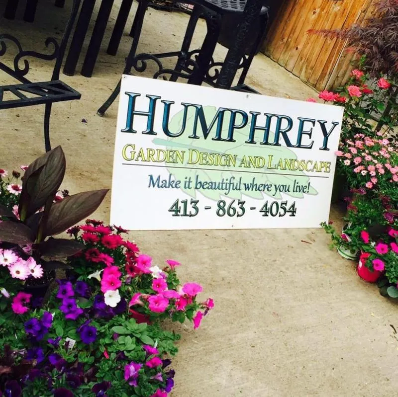 lawn sign for humphrey landscaping