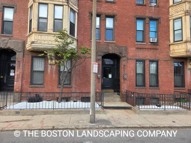 work photo from thebostonlandscapingcompany.com