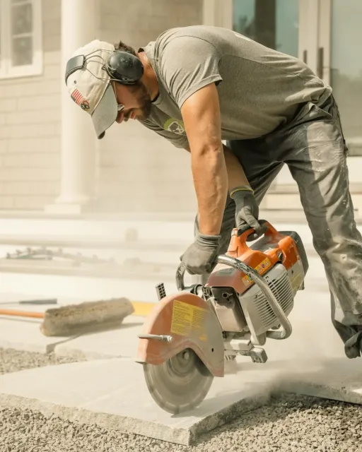 Let&rsquo;s talk about scheduling the construction of your dream patio!! Scheduling client meetings for 2026 in late March! 🪚🧱👨&zwj;🎨

#hardscape #patio #spring #landscapedesigner