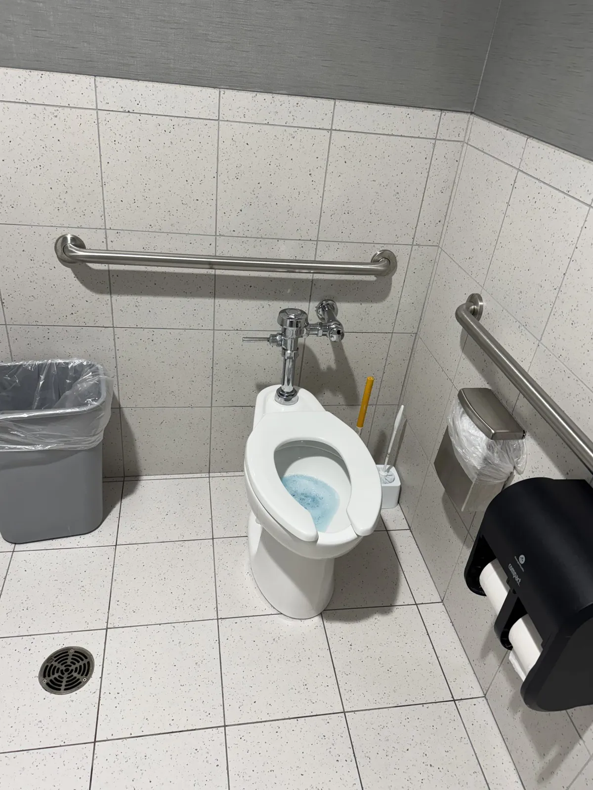 work photo from woodenrabbitcleaning.com