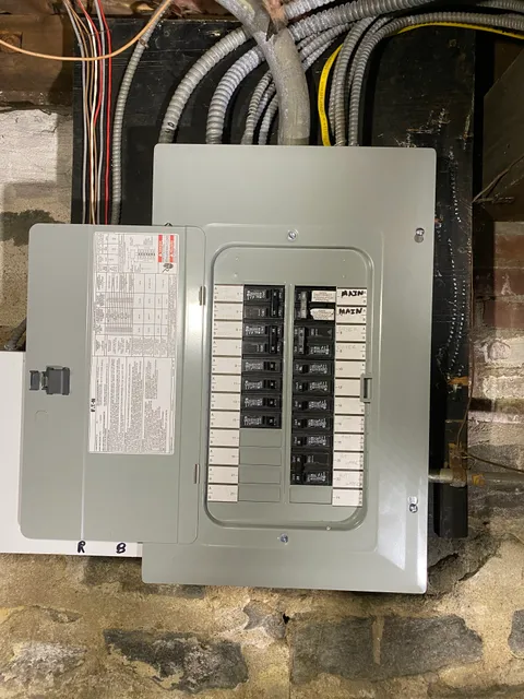Teddy B. Electric work photo