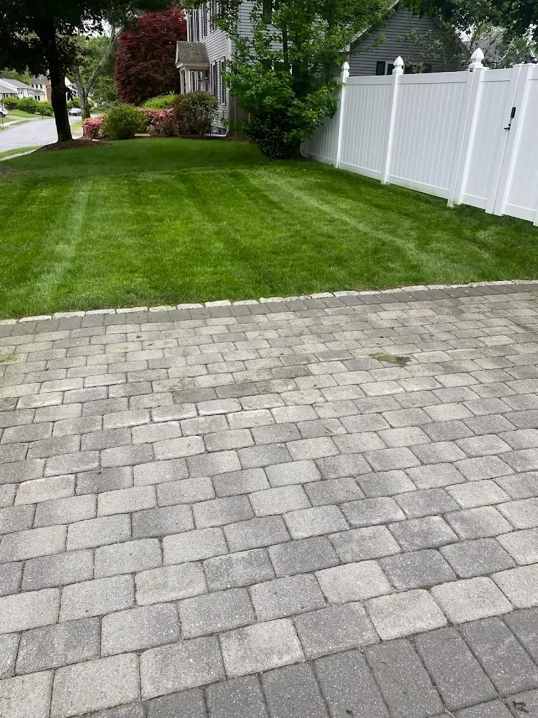 work photo from gandglandscapingservices.com