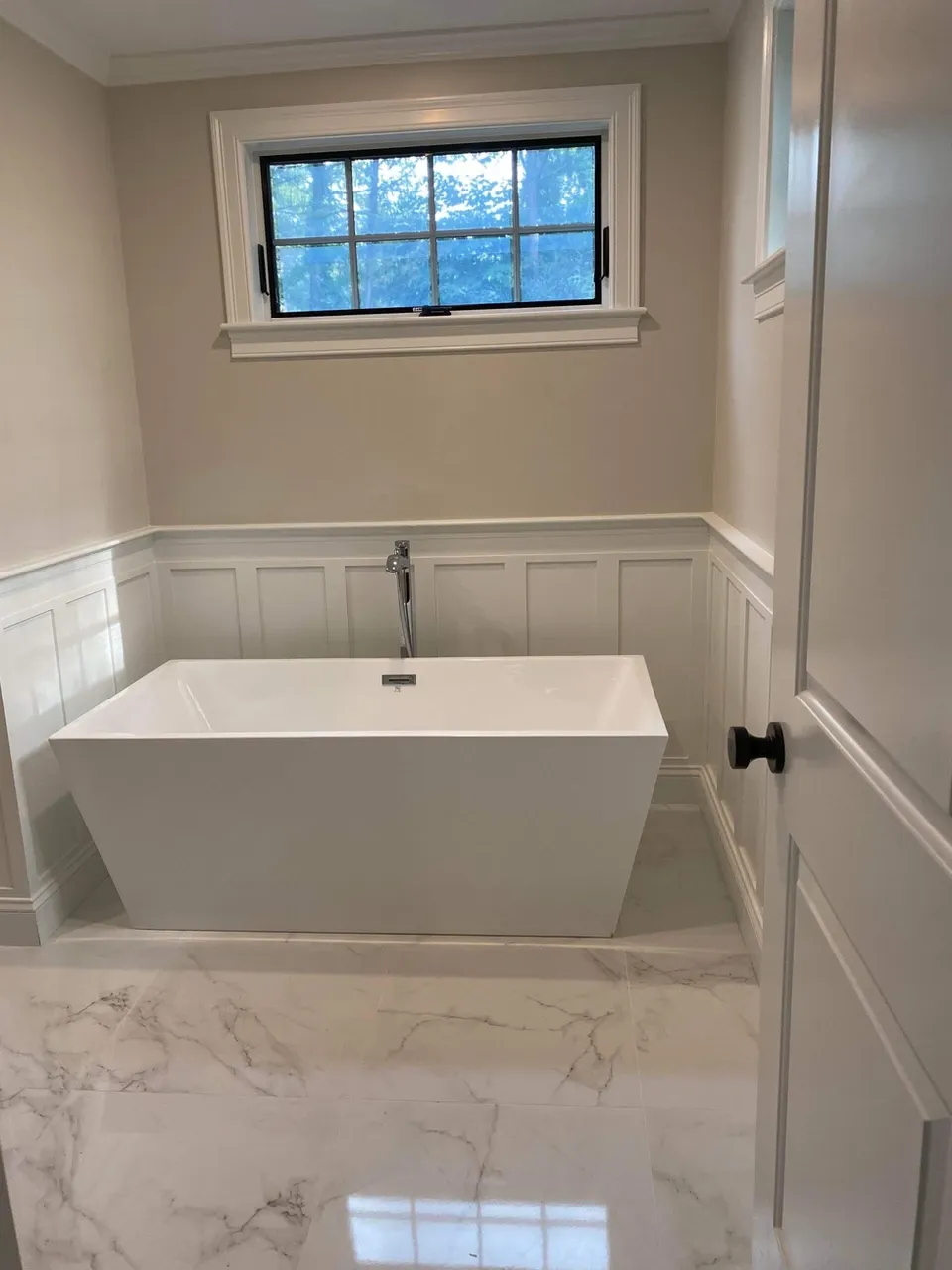 work photo from moderncarpentryprollc.com