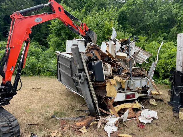 TNT Junk Removal LLC work photo