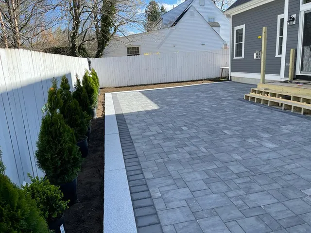 work photo from royalstonelandscapeconstruction.com