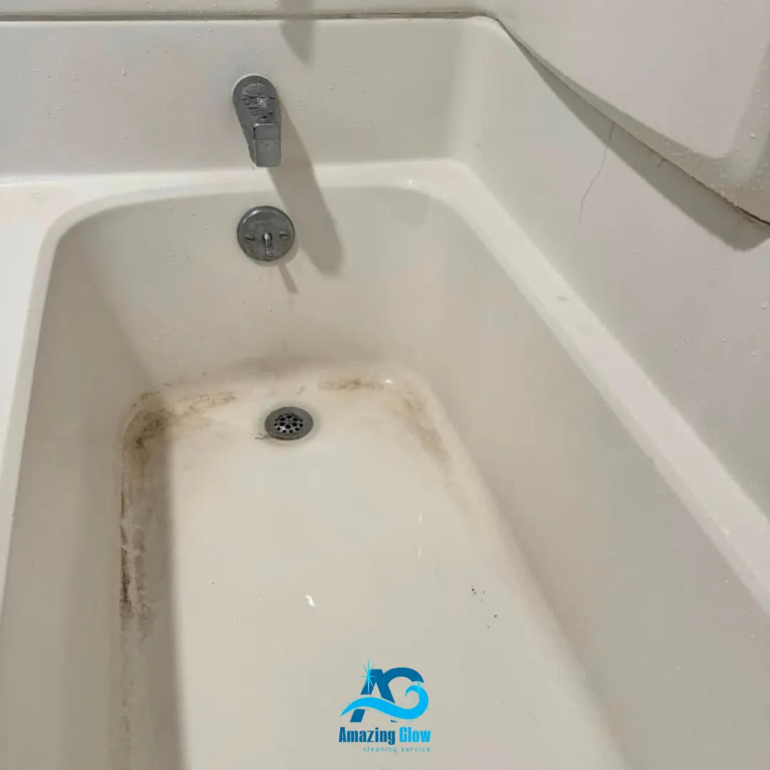 work photo from amazingglowcleaningservice.com