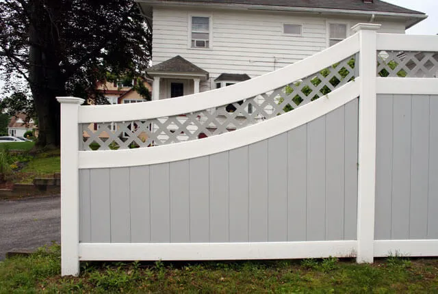 work photo from steadfastfence.com