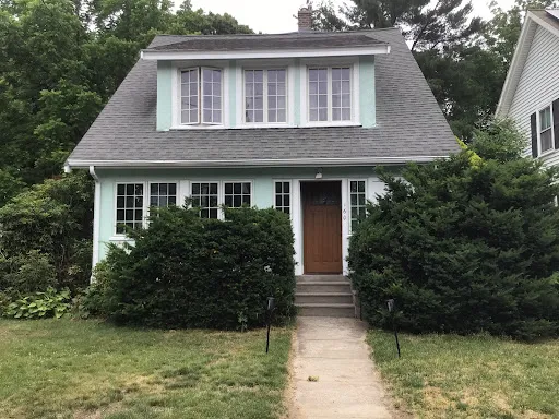 Review photo by Marian Glaser