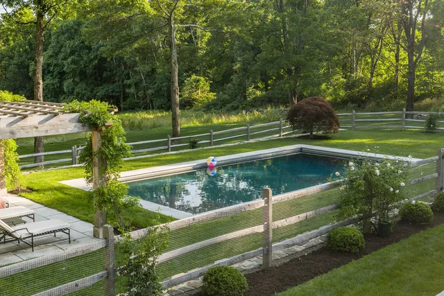 work photo from dobsonpools.com