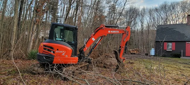 work photo from angelotreeservices.com