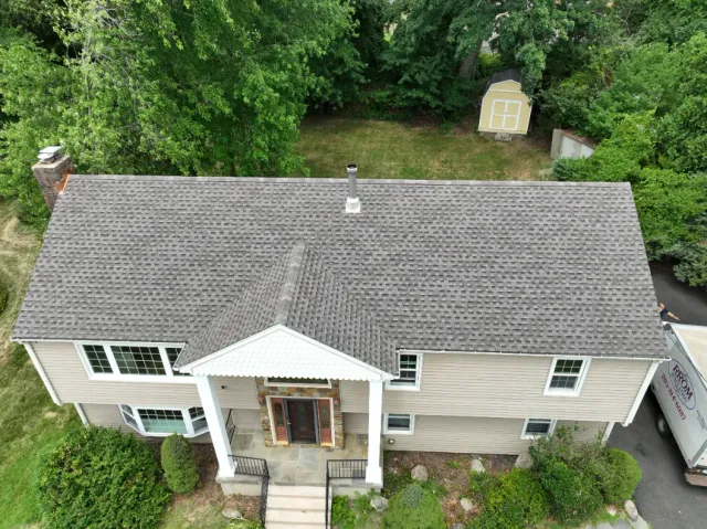 work photo from jmroofsiding.com