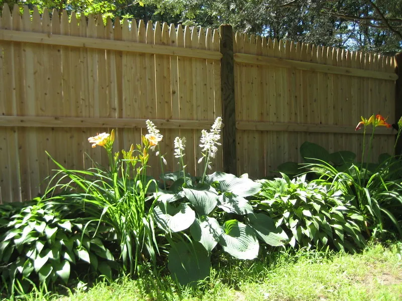 work photo from neighborlyfence.com