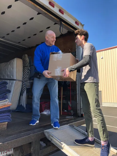 Muscle Men Movers & Storage work photo