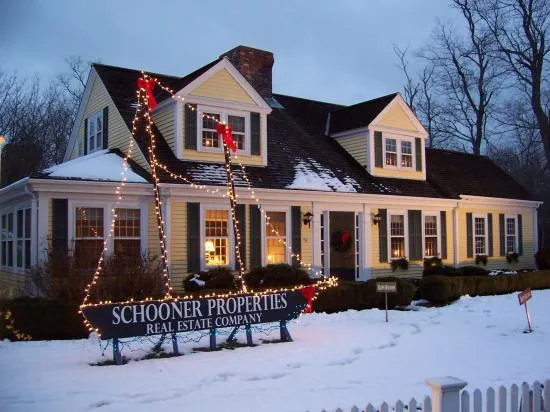 SCHOONER PROPERTIES work photo