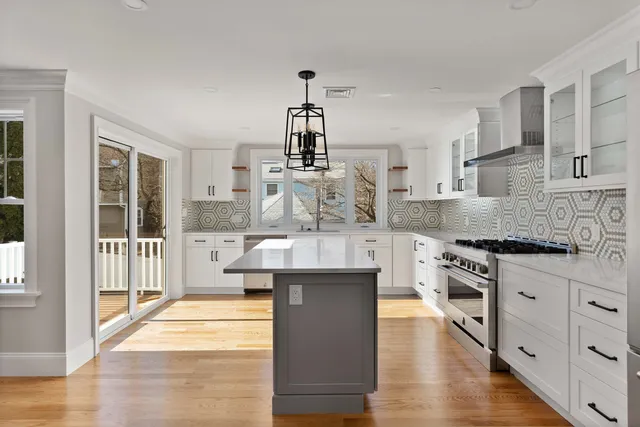 Commonwealth Cabinetry work photo