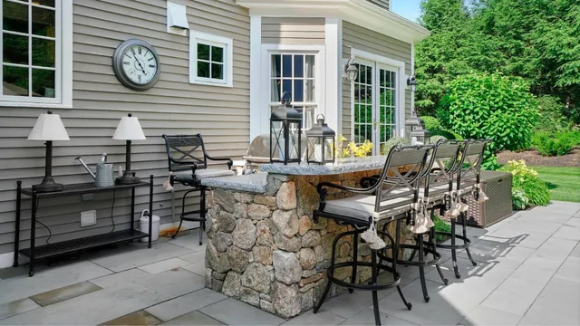 Why Custom Builds Are the Best Choice for Your Ideal Outdoor Kitchen in Massachusetts