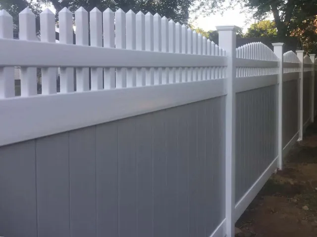 work photo from newenglandfencesinc.com