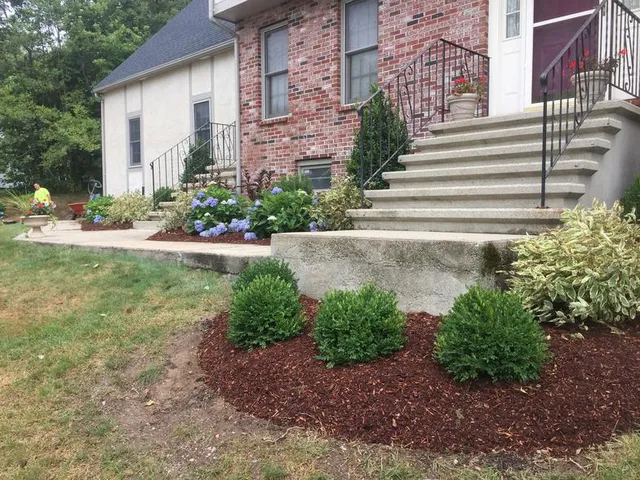 work photo from andycraiglawnandlandscape.com