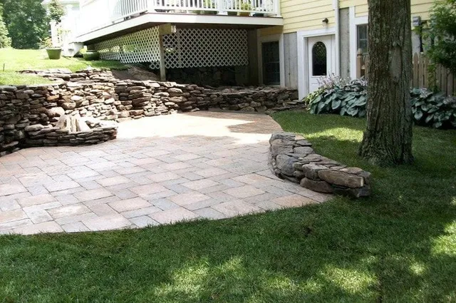 Lindquist Tree and Landscaping work photo