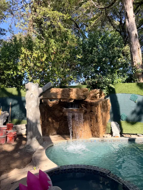 work photo from universalexcavatinghardscape.com