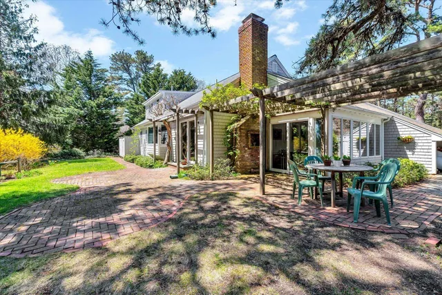 20 Bantry Lane, Brewster, MA 02631
