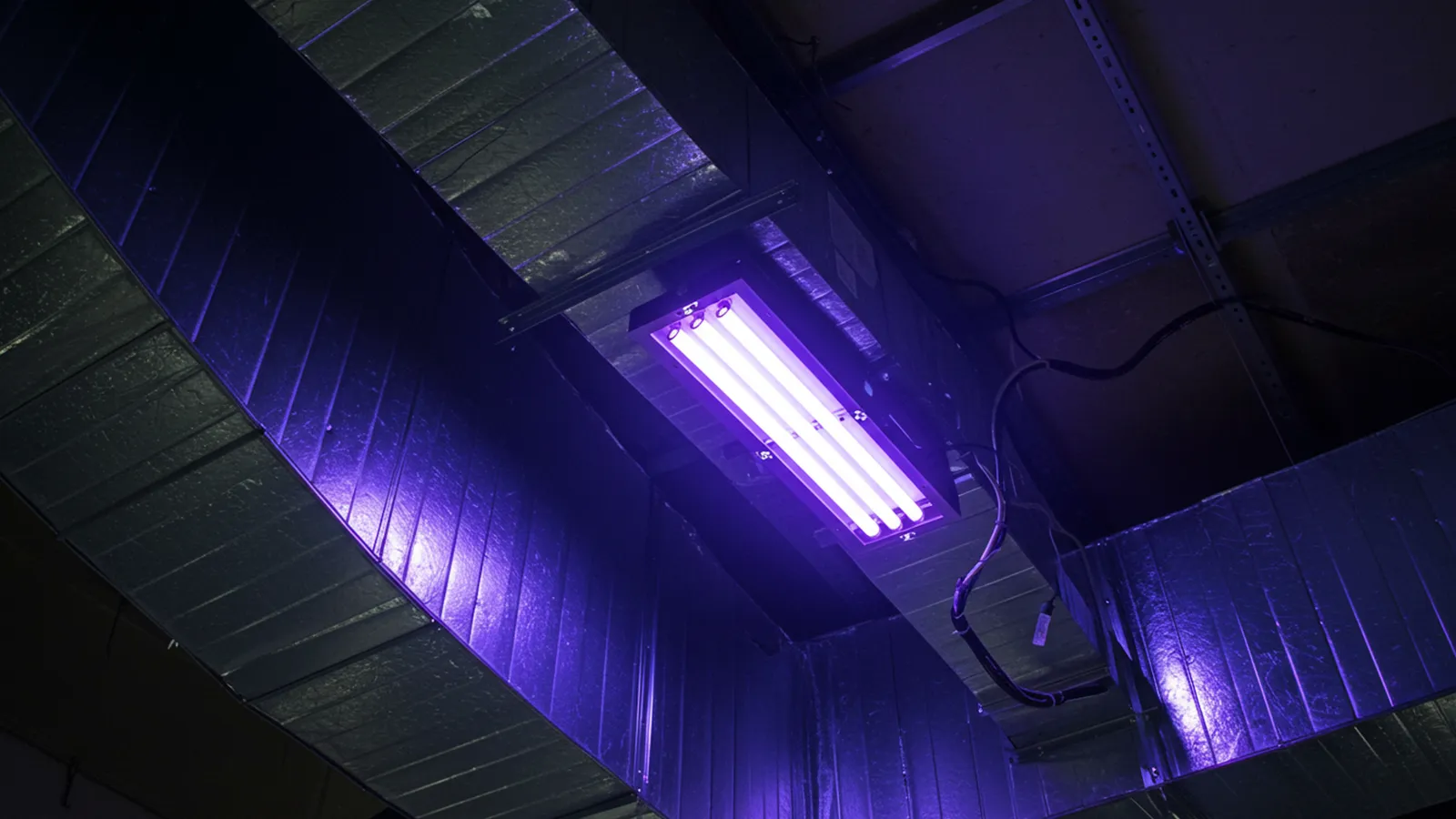 UV Light Installation in Air Vents
