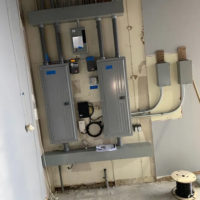 GCB ELECTRIC work photo