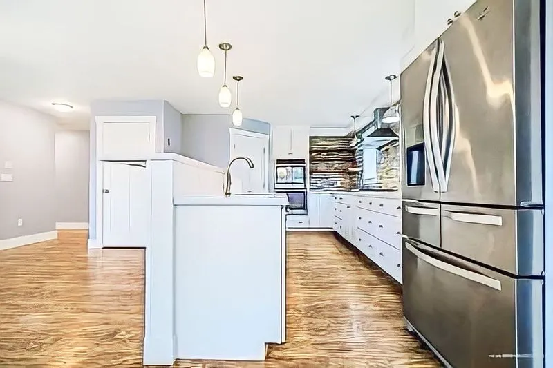 Kitchen Cabinet Refinishing