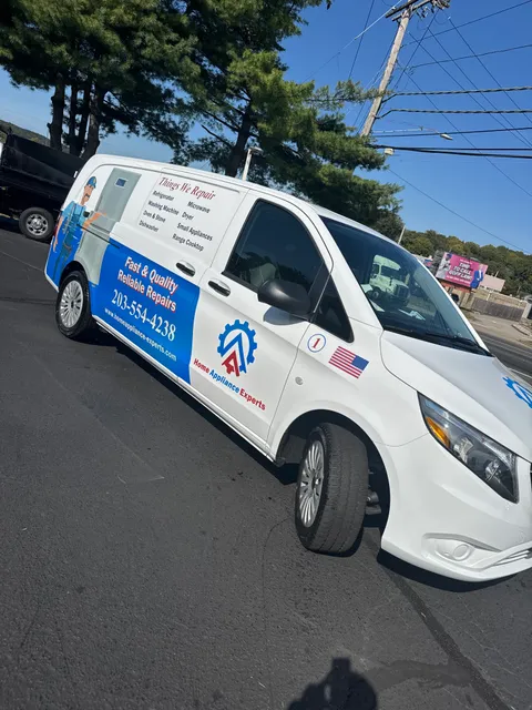 Home Appliance Experts work photo