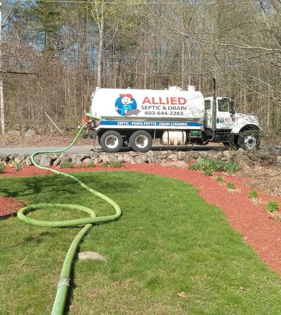 septic pumping truck