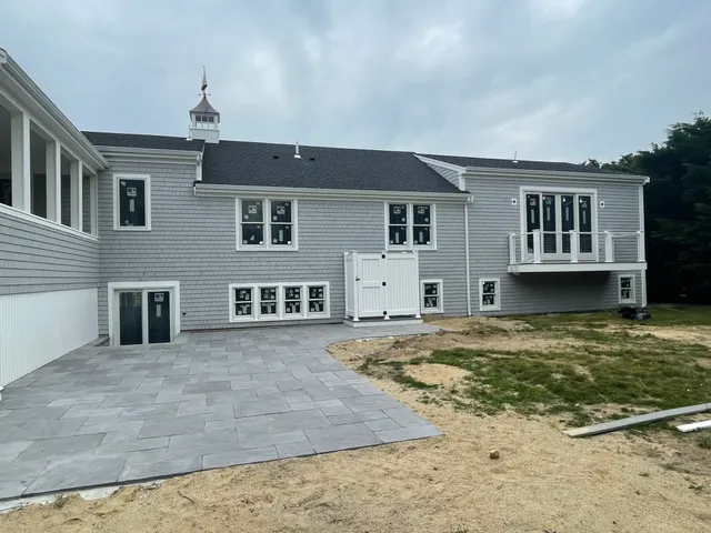 R&B Construction work photo
