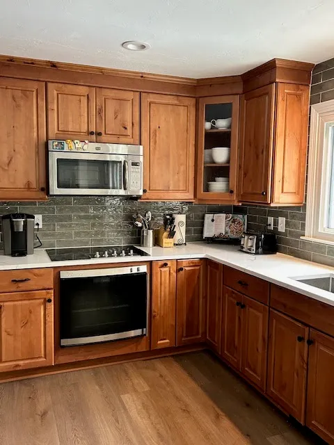 Gene Hardy Flooring Inc.