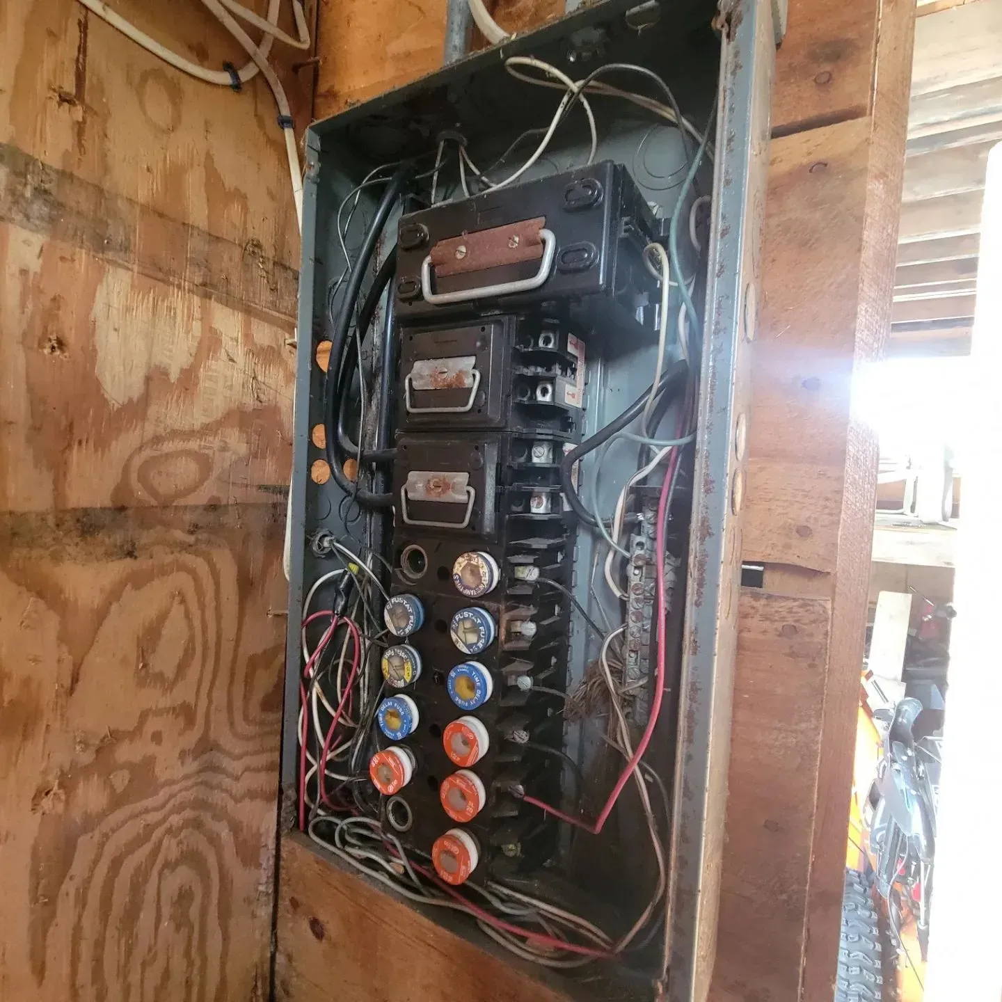 work photo from burkeelectricllc.com