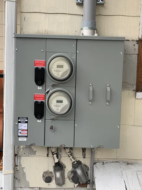 Granite State Electricians work photo