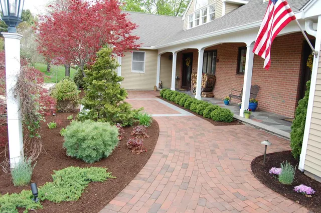 Frank's Landscape Construction LLC work photo
