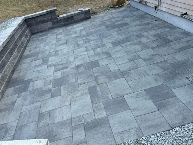 deck builders in Massachusetts work