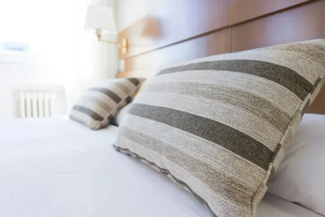 Bed organizing