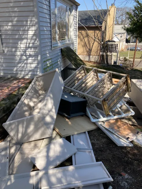 Norwalk Junk Haulers work photo