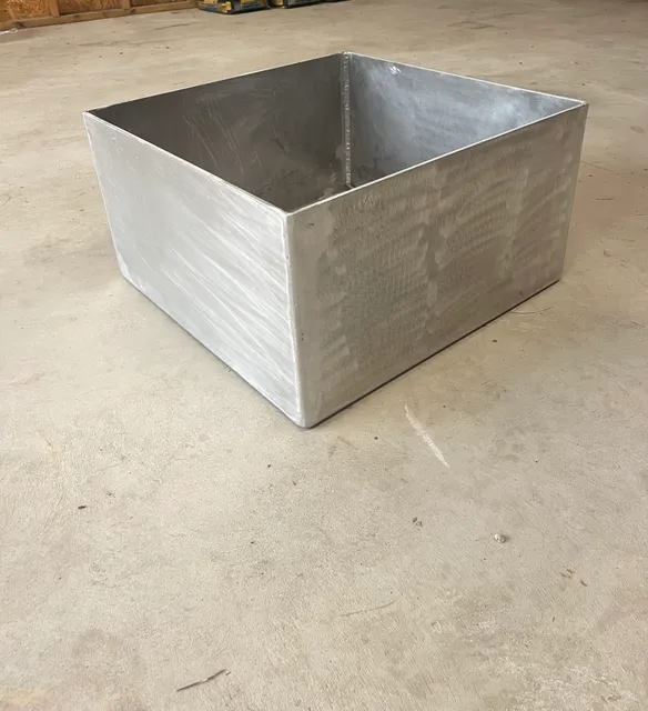J3B Welding work photo